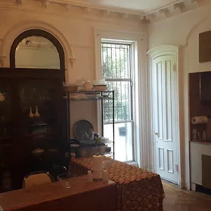 Bed & Breakfast Illumination, New York